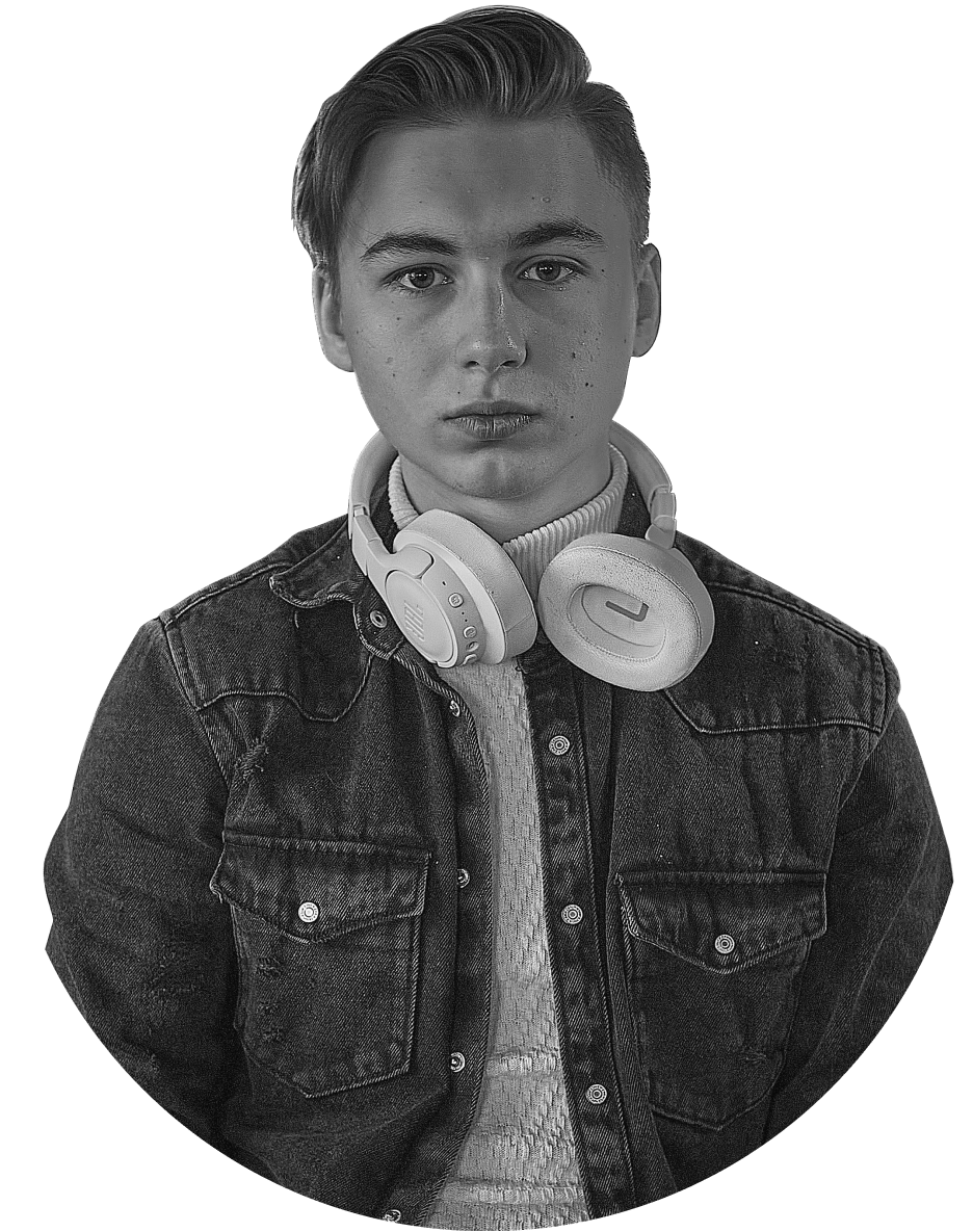 Крючков Роман